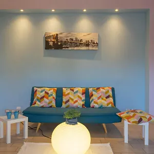 https://pink-lady-rooms.it-romehotels.com